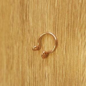 Fake Septum Piercing